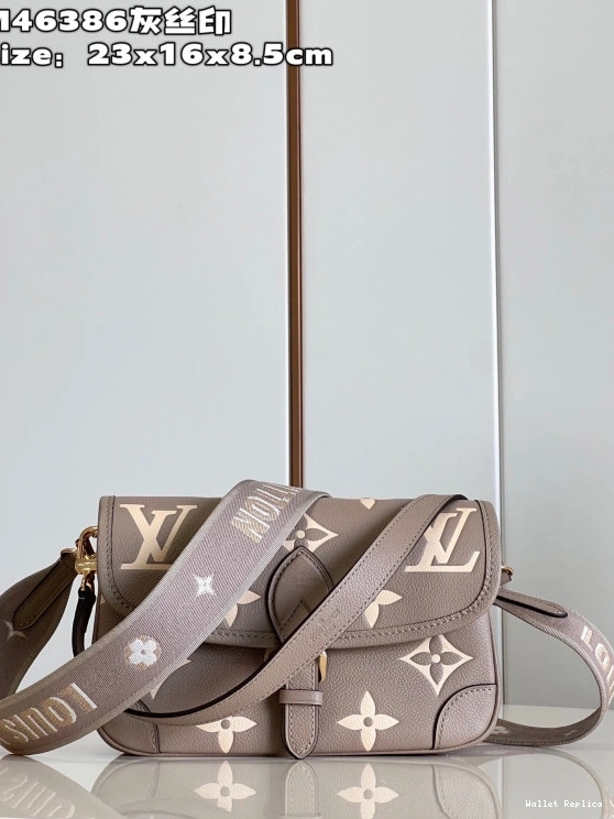Affordable Nano VUITTON LOUIS Diane 0821